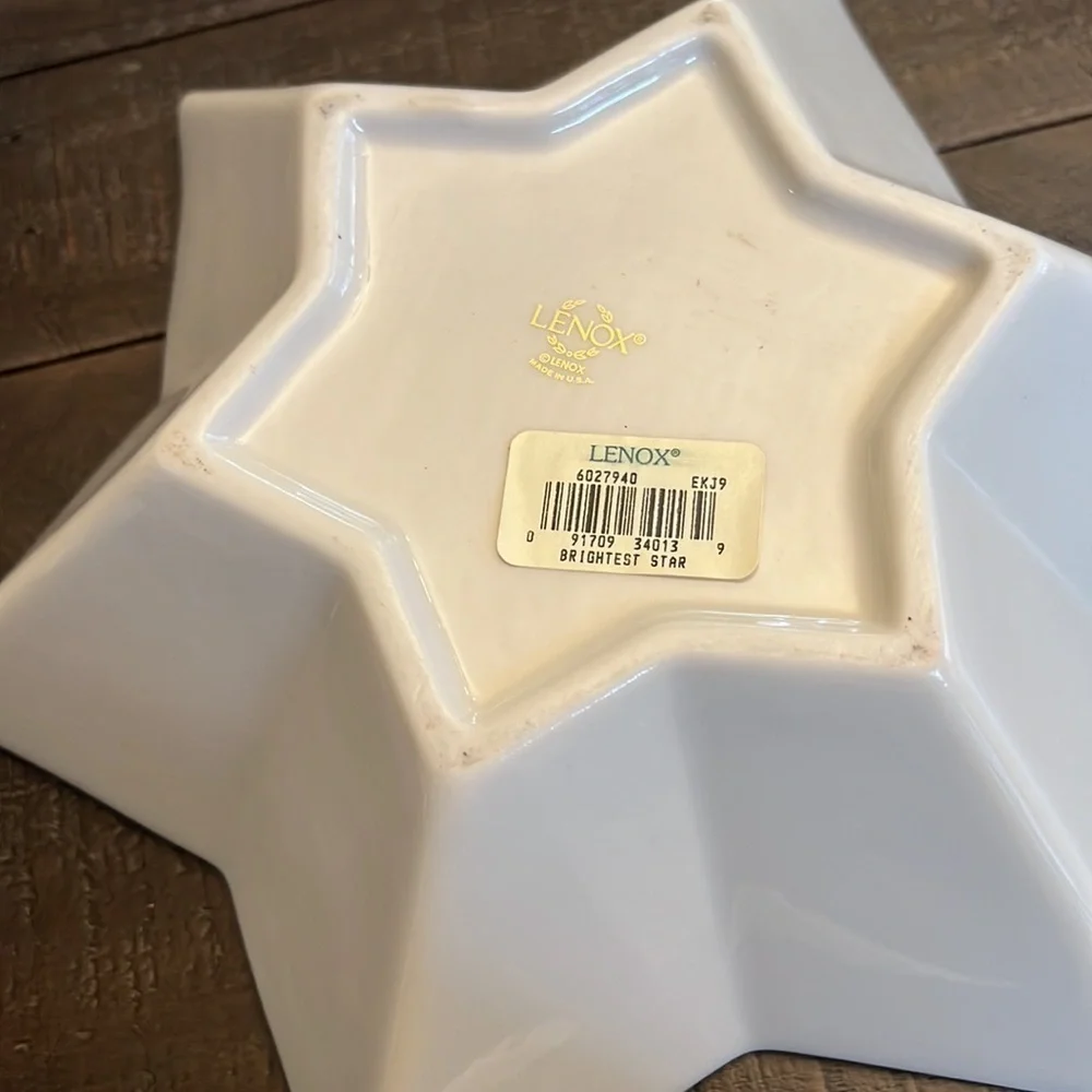 Lenox Christmas Holiday Brightest Star Candy Dish Holly & Berries